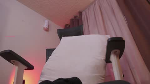 Criston online show from 4, 4, 2026