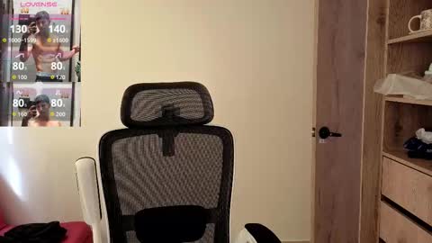 cristopher23  online show from 14, 10, 2025