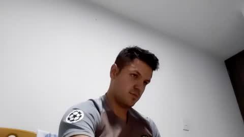 cristopher3042 online show from 3, 1, 2025