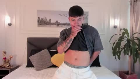 Snapshot of cristopher_strong chatting on 1, 5, 2026 Cristopher online show from 1, 5, 2026