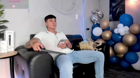 Snapshot of cristopher_strong chatting on 22, 5, 2026 Cristopher online show from 22, 5, 2026