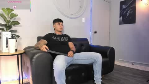 Snapshot of cristopher_strong chatting on 26, 5, 2026 Cristopher online show from 26, 5, 2026