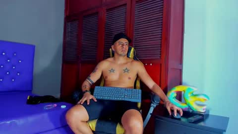 Snapshot of cristophertompson chatting on 2, 1, 2025 Say me Cris online show from 2, 1, 2025