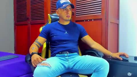 Snapshot of cristophertompson chatting on 18, 2, 2025 Say me Cris online show from 18, 2, 2025