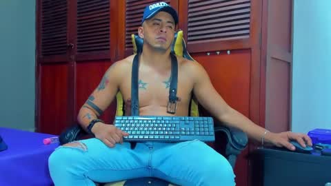Snapshot of cristophertompson chatting on 18, 2, 2025 Say me Cris online show from 18, 2, 2025