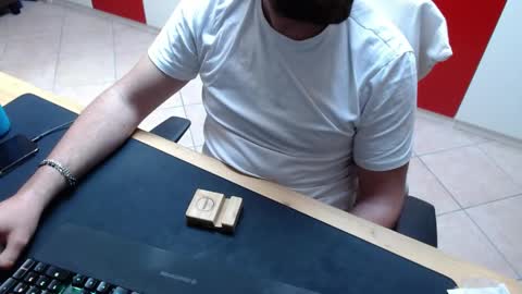 crocken_bisc online show from 29, 4, 2026