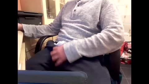 Snapshot of croup45 chatting on 9, 12, 2024 croup45 online show from 9, 12, 2024