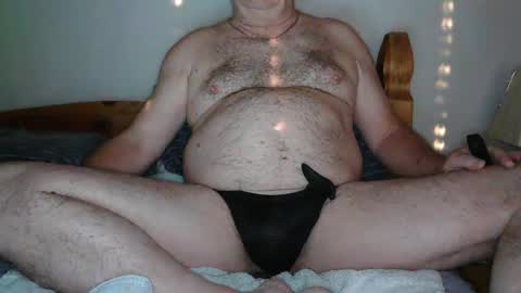 Crowbarbi online show from 17, 10, 2025