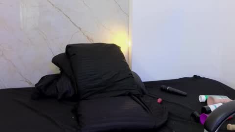 Cry online show from 7, 3, 2026