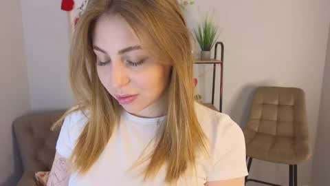 Mia online show from 6, 6, 2026