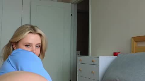 Cassie control  domi and lush  in private for free online show from 11, 9, 2025