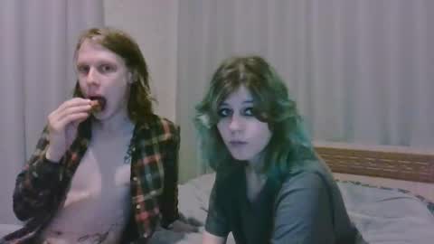 Crystal and Marcl online show from 4, 1, 2025