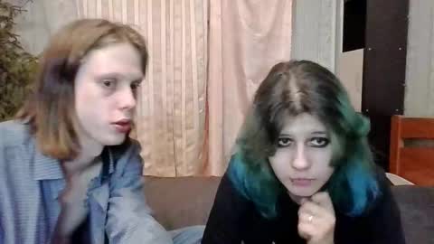Crystal and Marcl online show from 16, 1, 2025