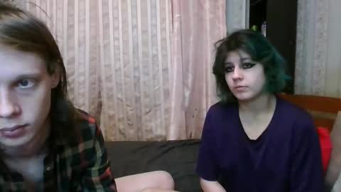 Crystal and Marcl online show from 4, 2, 2025