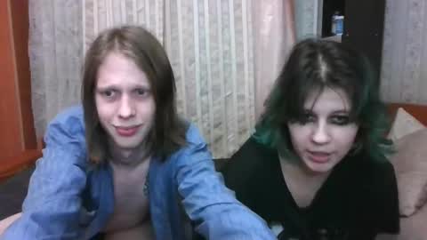 Crystal and Marcl online show from 20, 2, 2025