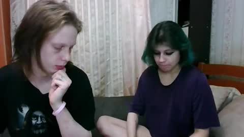 Crystal and Marcl online show from 1, 3, 2025
