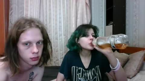 Crystal and Marcl online show from 4, 3, 2025