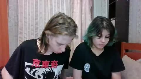 Crystal and Marcl online show from 9, 3, 2025