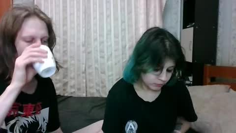 Crystal and Marcl online show from 10, 3, 2025