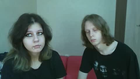 Crystal and Marcl online show from 11, 11, 2025