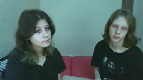 Crystal and Marcl online show from 12, 11, 2025