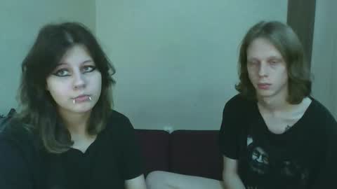 Crystal and Marcl online show from 15, 11, 2025