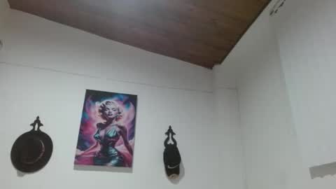 Crystal Blaze online show from 12, 4, 2026