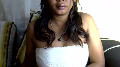 Snapshot of crystalbellax chatting on 16, 6, 2026 crystalbellax online show from 16, 6, 2026