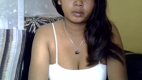 Snapshot of crystalbellax chatting on 25, 6, 2026 crystalbellax online show from 25, 6, 2026