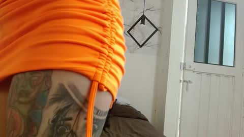 crystalblazee online show from 20, 11, 2025