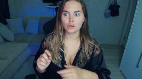 crystalemily online show from 8, 9, 2025