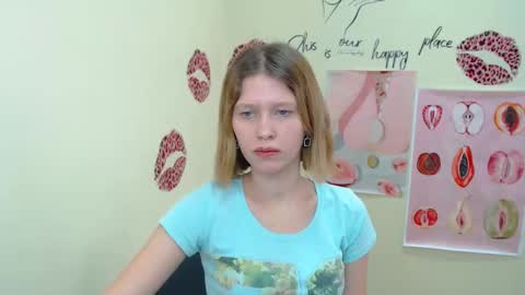 Snapshot of crystalgirl__ chatting on 15, 2, 2025 Stella online show from 15, 2, 2025