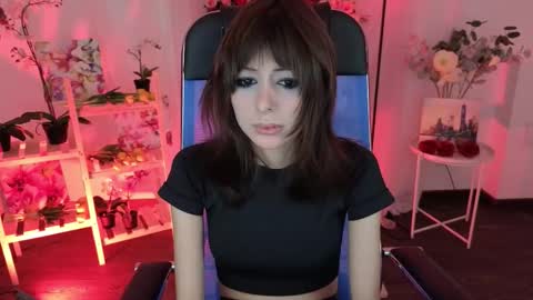 crystallbloom online show from 15, 1, 2026