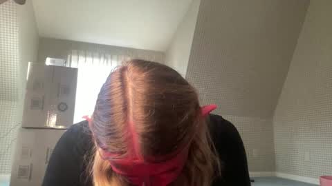 CrystalBabyy online show from 30, 10, 2025