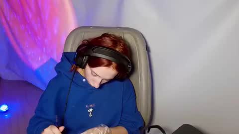 Snapshot of crystallkris chatting on 25, 12, 2024 Kristina online show from 25, 12, 2024