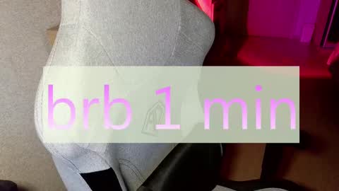 Snapshot of crystallkris chatting on 5, 1, 2025 Kristina online show from 5, 1, 2025