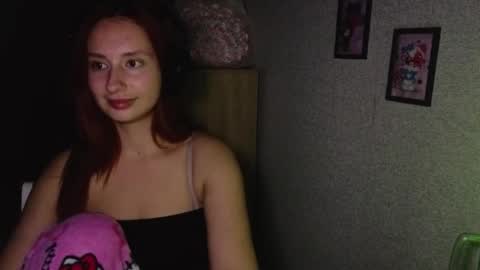 Snapshot of crystallkris chatting on 9, 10, 2025 Kristina online show from 9, 10, 2025