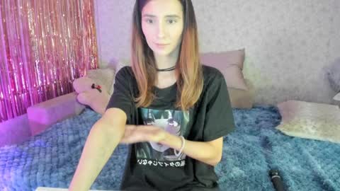Snapshot of crystalnut chatting on 10, 1, 2025 Maria online show from 10, 1, 2025