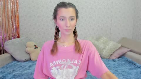 Snapshot of crystalnut chatting on 23, 1, 2025 Maria online show from 23, 1, 2025