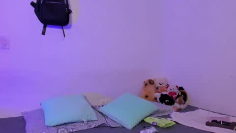 Soy Crystal online show from 16, 10, 2025