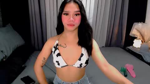 bea takashi  online show from 20, 10, 2025