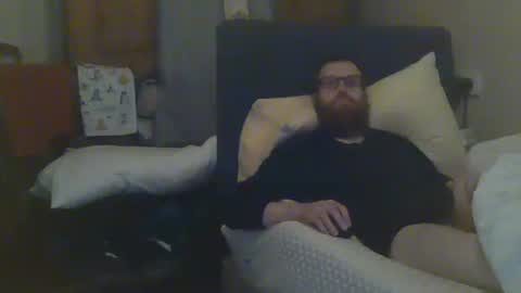 Snapshot of cs014g8493 chatting on 24, 2, 2025 chris online show from 24, 2, 2025