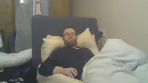 Snapshot of cs014g8493 chatting on 29, 9, 2025 chris online show from 29, 9, 2025