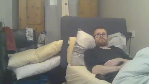 Snapshot of cs014g8493 chatting on 8, 11, 2025 chris online show from 8, 11, 2025