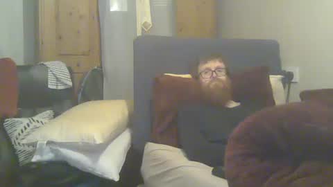 Snapshot of cs014g8493 chatting on 7, 5, 2026 chris online show from 7, 5, 2026