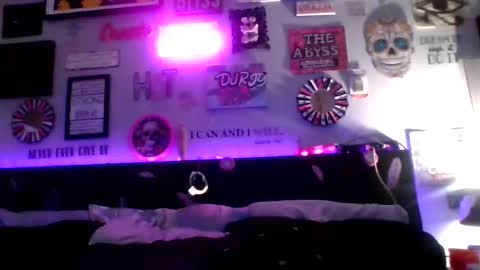 wetnwild online show from 8, 11, 2025