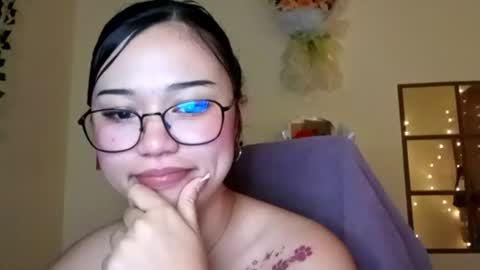 Snapshot of cuddle_queen69 chatting on 25, 7, 2026 cuddle_queen69 online show from 25, 7, 2026