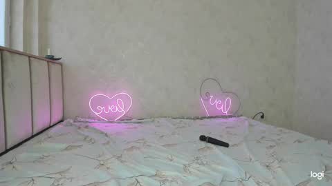 cuddlies2 online show from 24, 12, 2024