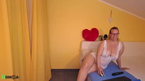 Snapshot of cuddlings chatting on 4, 5, 2026 Mimiher 43 Asahim 32 online show from 4, 5, 2026