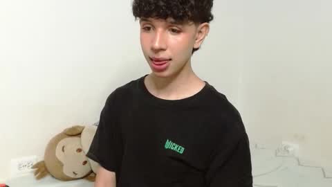 Cuddly online show from 10, 2, 2026